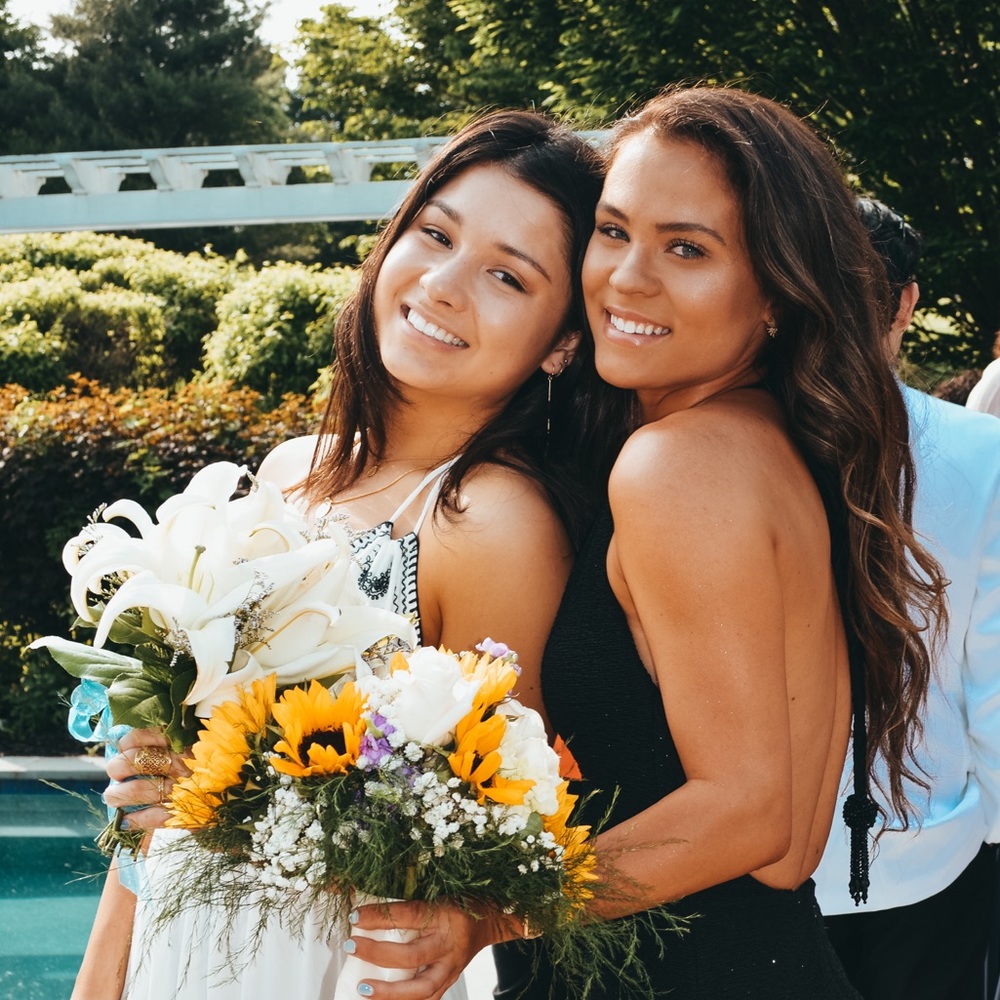 Meet your Posher, Sisi